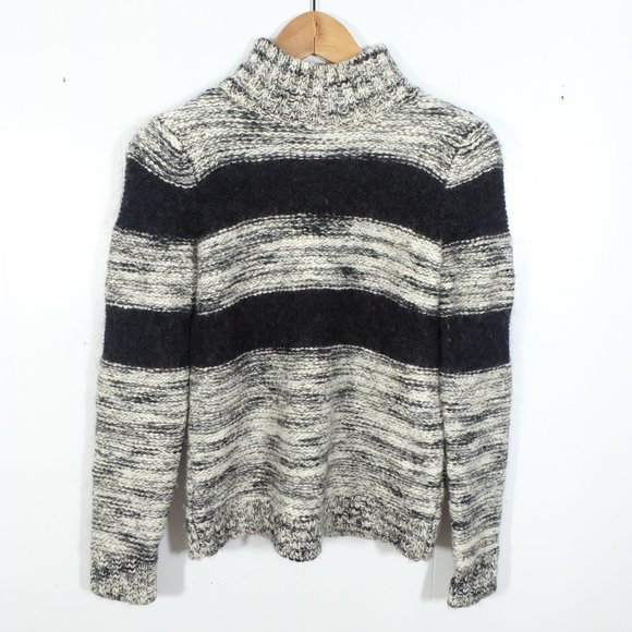 5 for $12 Cynthia Rowley Wool Blend Sweater Small Black Gray Cable Knit Mohair - Picture 1 of 8